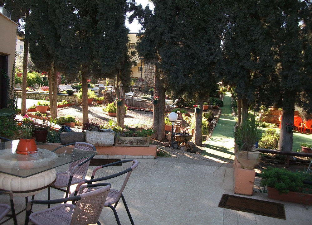 Safed Inn エクステリア 写真